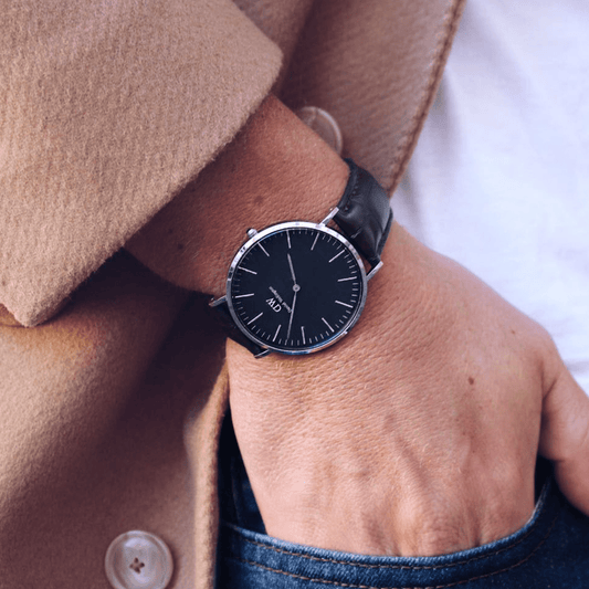 Classic Reading Black Silver - DW00100135