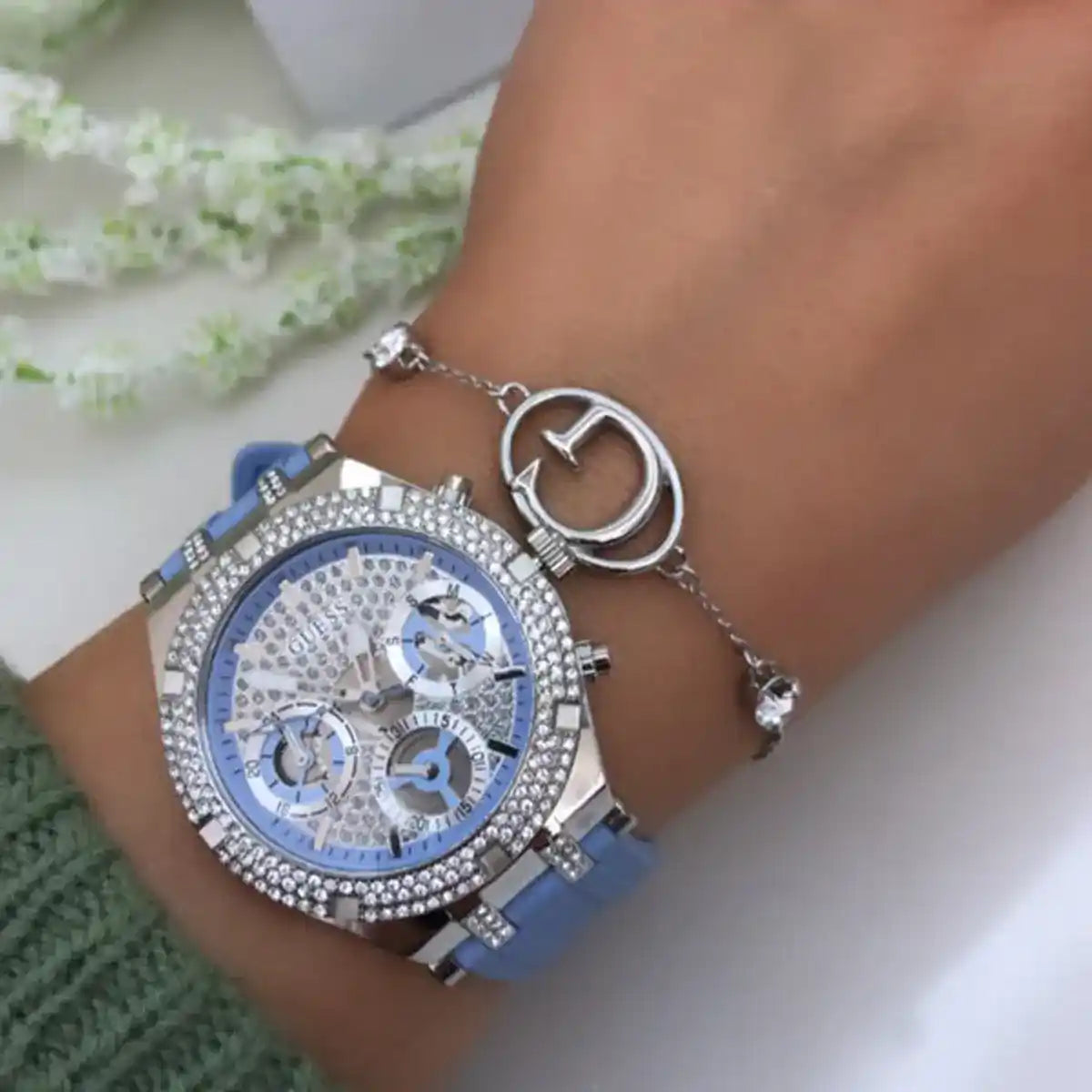 GUESS Analog Blue Dial Women's Watch-GW0407L1
