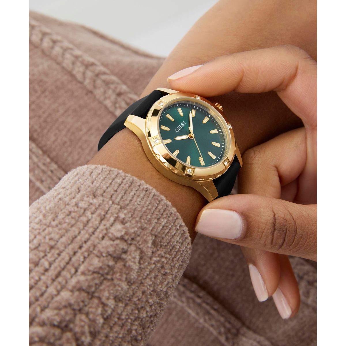 GUESS Ladies WATCH GW0949L2