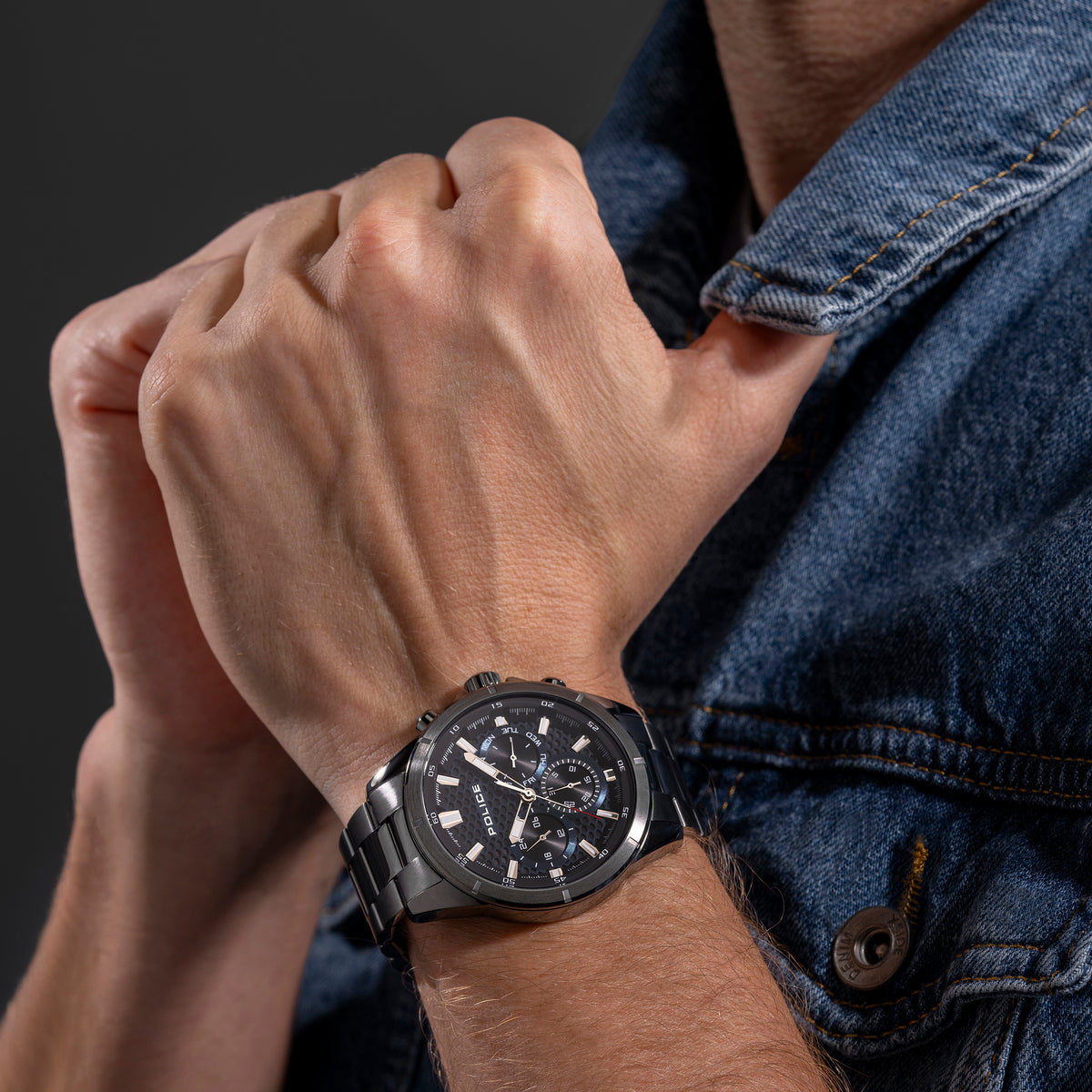 Police PEWGK2204105 Malawi Analog Gents Watch With Stainless Steel Bracelet Water Resistant 45mm