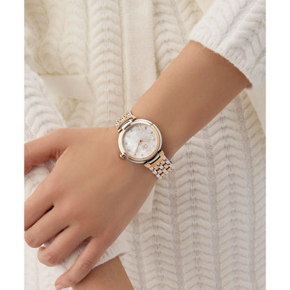 Gc Allure Mid Size Metal Women Watch Silver & Rose Gold Stainless Steel Bracelet Z64001L1