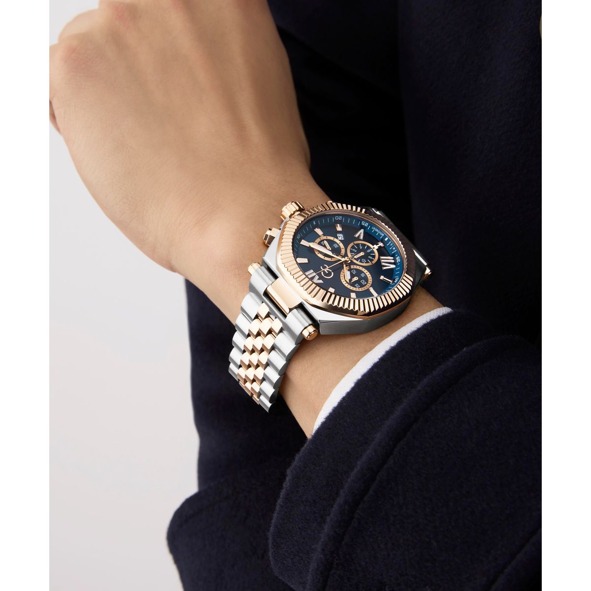 Gc Atlas Chrono Metal Men Watch Silver & Rose Gold Stainless Steel Bracelet Z66002G7