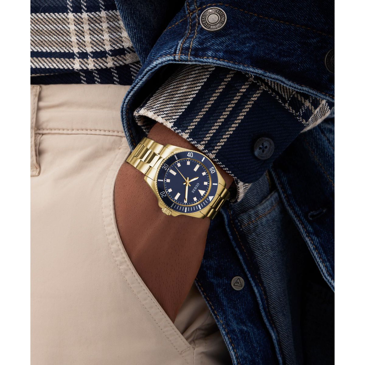 GUESS Mens WATCH GW0968G2