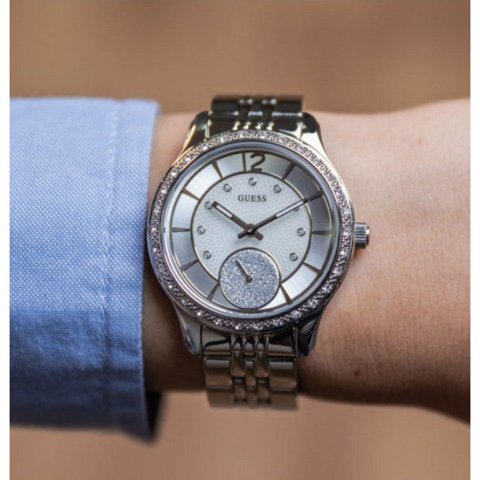 GUESS Watch W0931L1