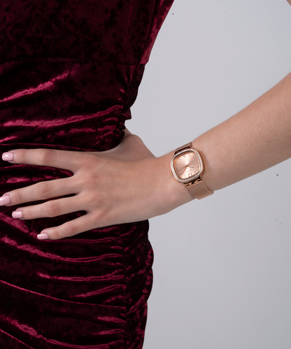 GUESS Ladies Rose Gold Tone Analog Watch  GW0354L3