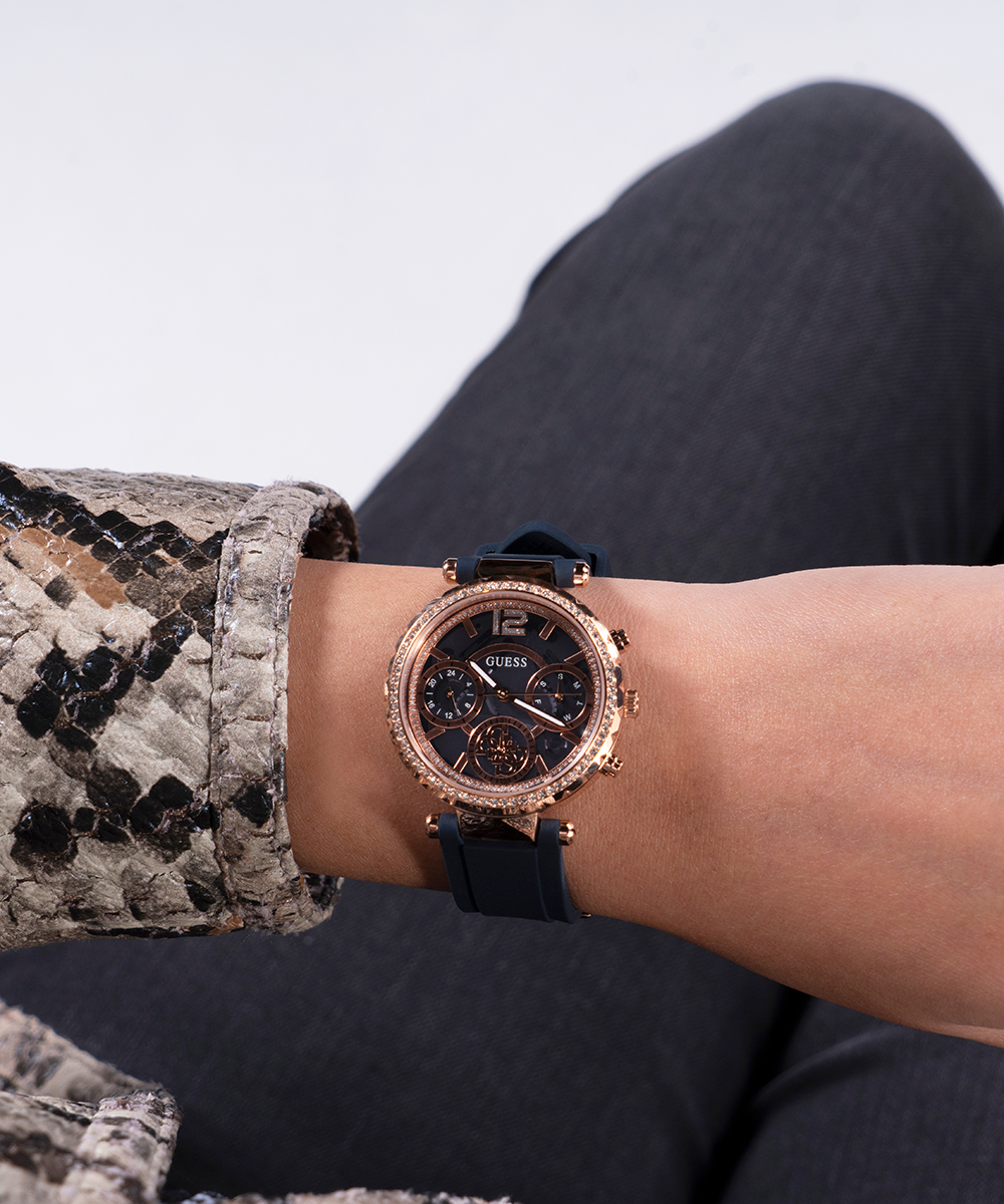 Guess GW0484L2 Watch For Ladies Case Color Rose Gold - Round Shape Silicone Strap