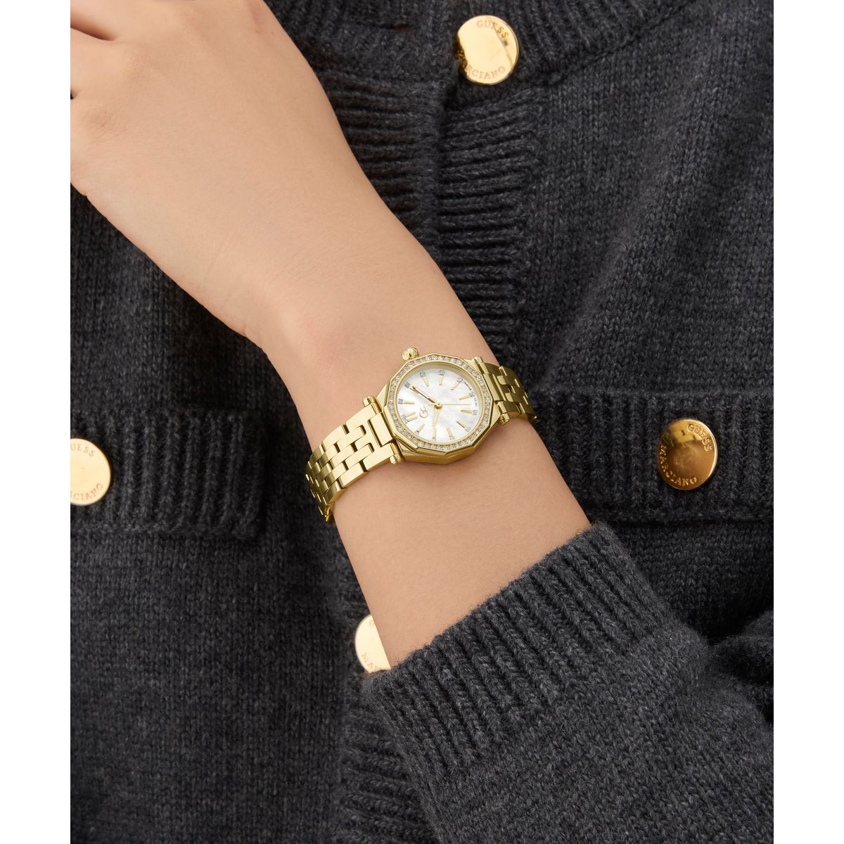 Gc Gleam Mini Small Size Metal Women Watch Yellow Gold Stainless Steel Bracelet Z54005L9