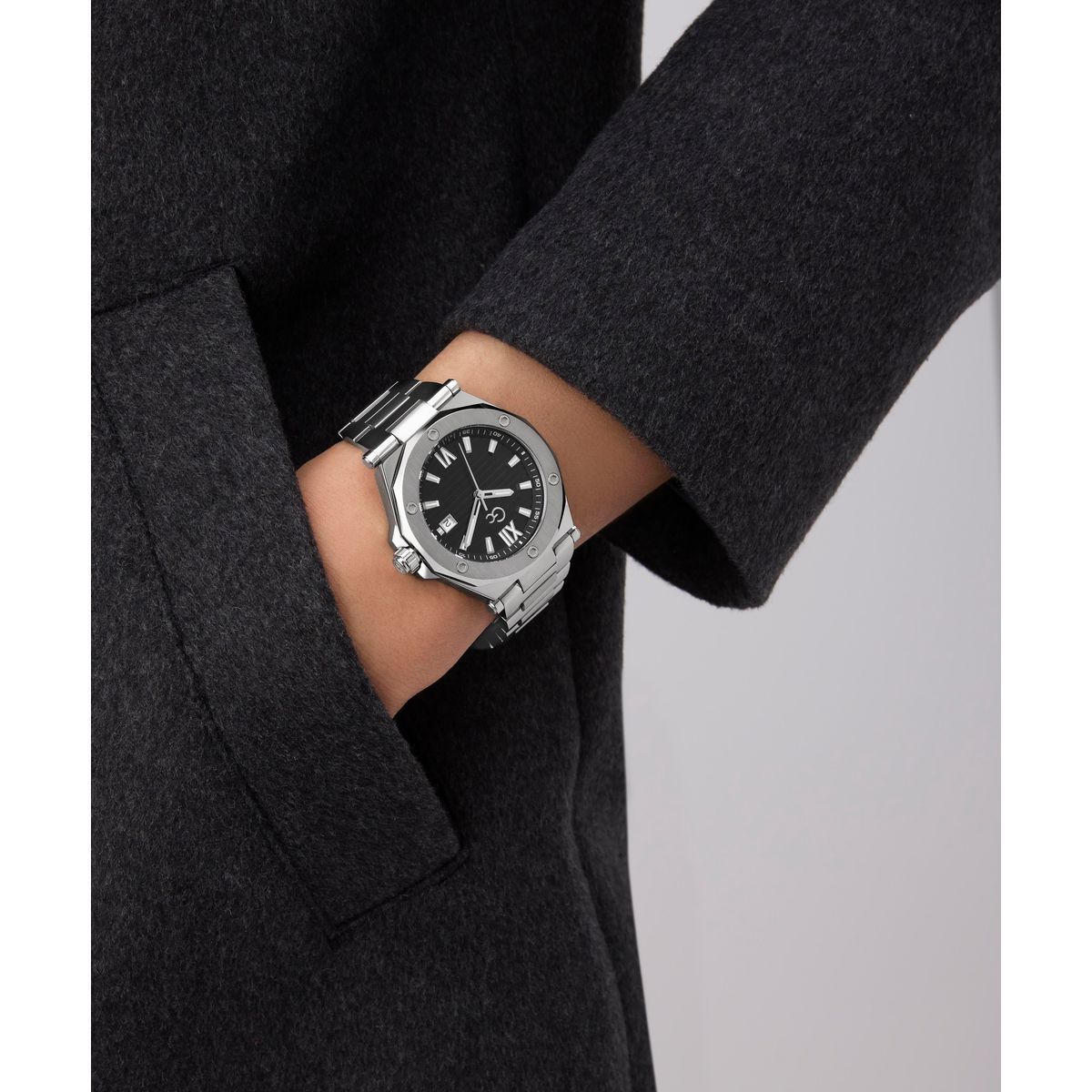 Gc Legacy Sleek Metal Men Watch Silver Stainless Steel Bracelet Z67004G2