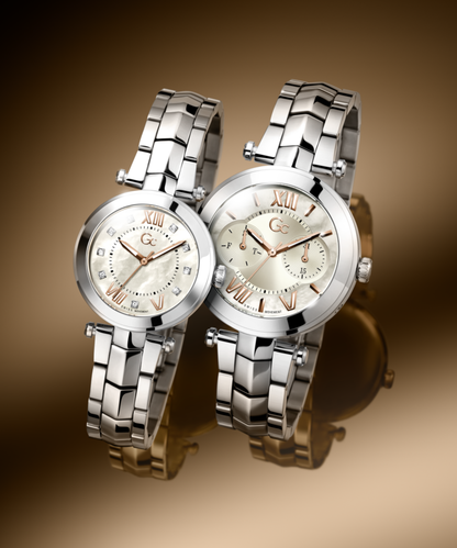 GC  Women's ANALOG WATCH Y93005L1MF