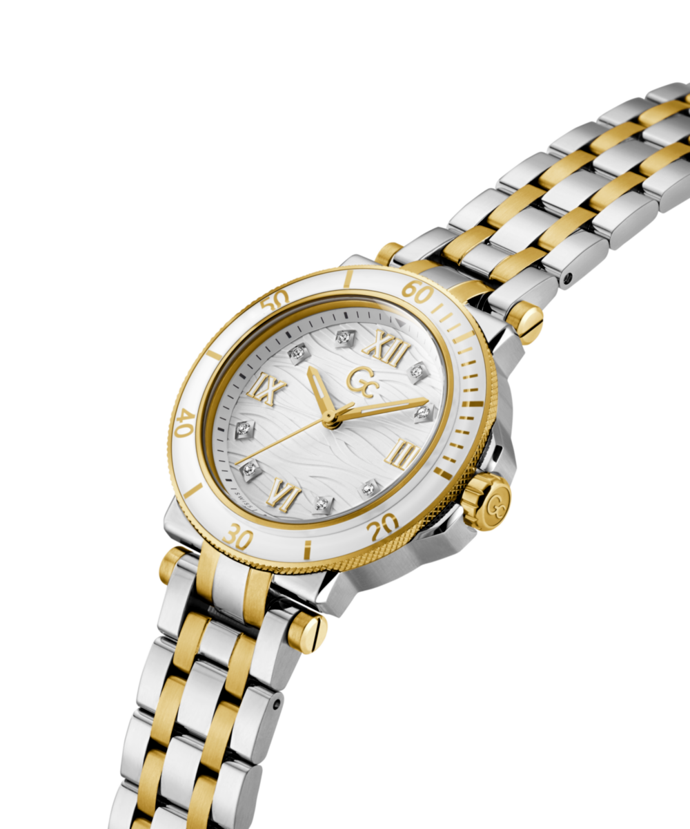 GC  Women's ANALOG WATCH Z45002L1MF