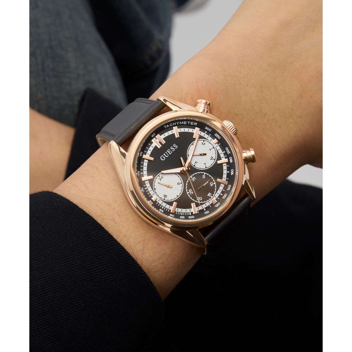 GUESS Mens WATCH GW0972G4