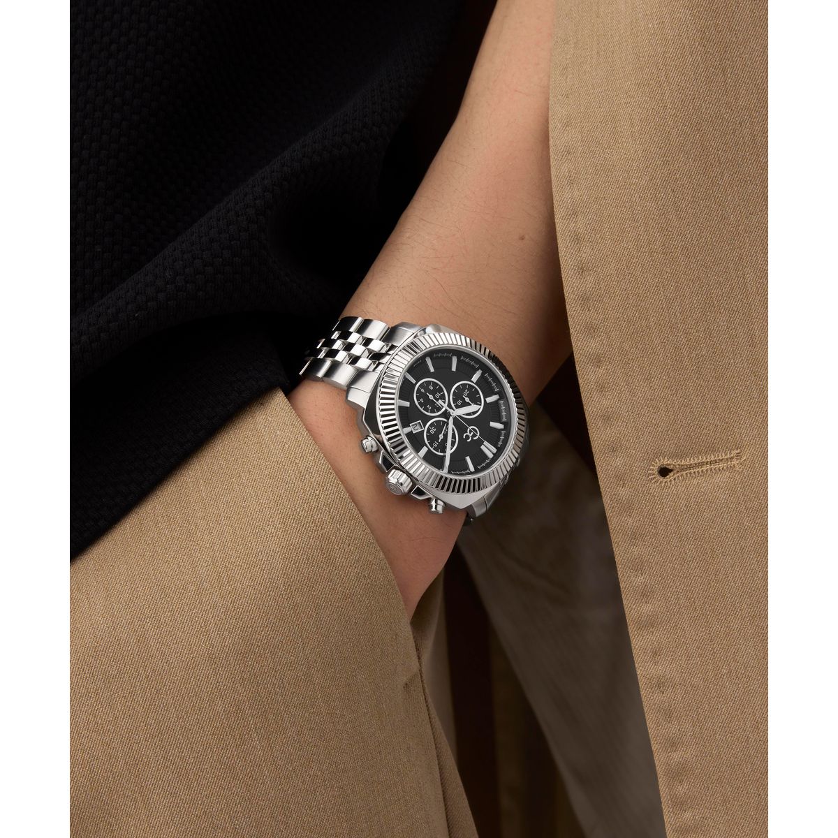 Gc Flair Coussin Chrono Metal Men Watch Silver Stainless Steel Bracelet Z64006G2