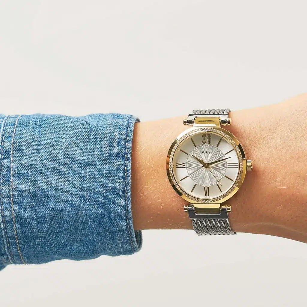 women Stainless Steel Analog Watch W0638l7