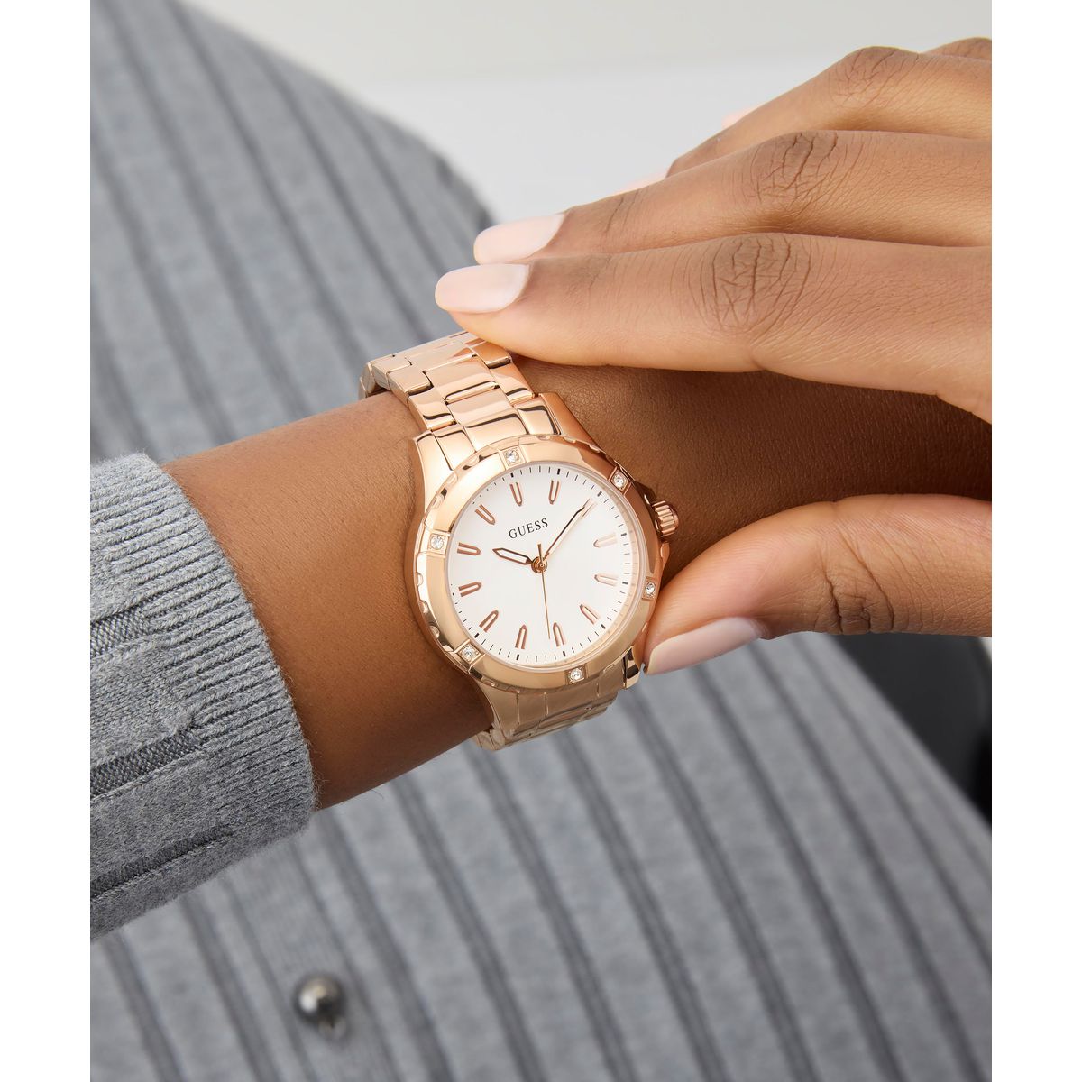 GUESS Ladies WATCH GW0948L5