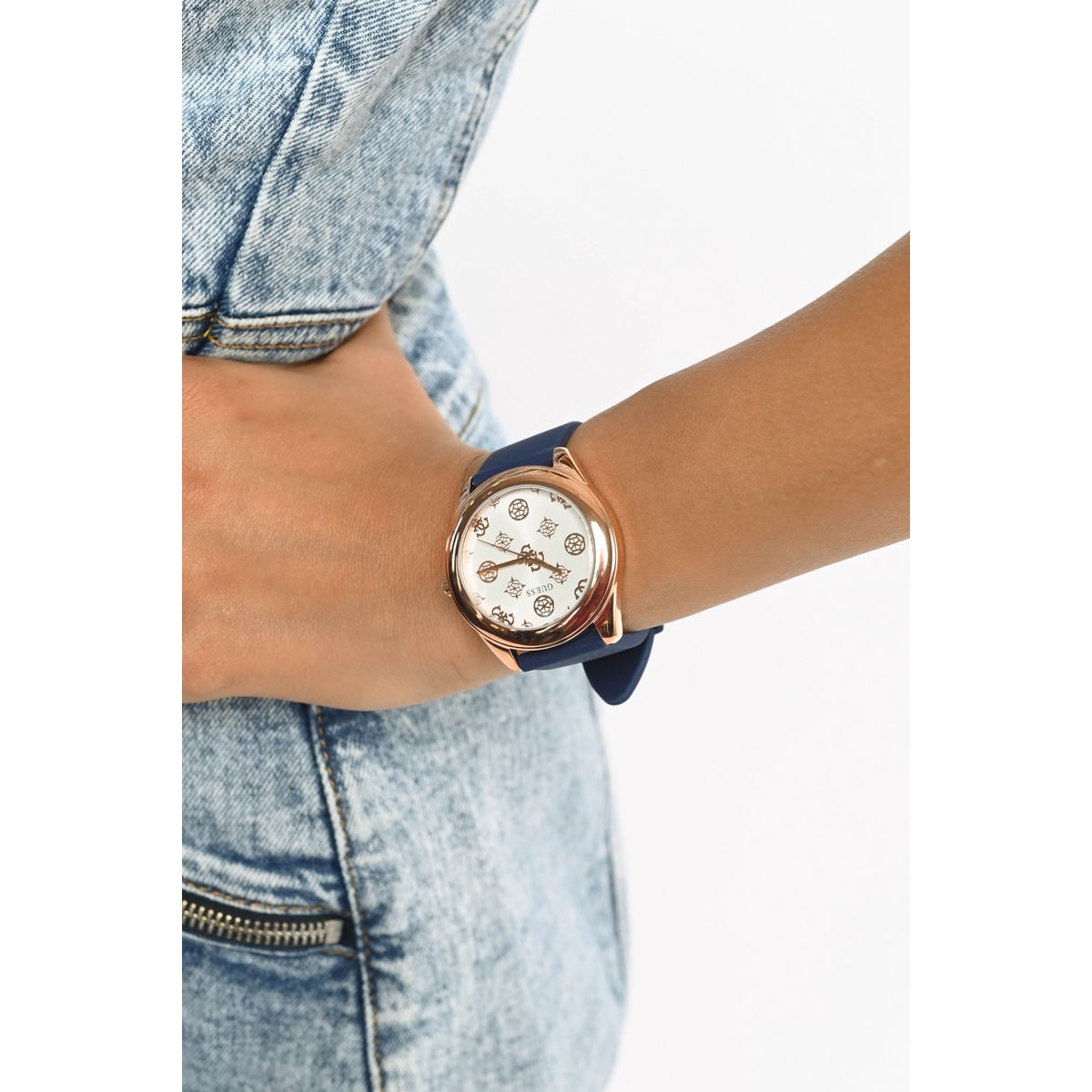 GUESS Ladies WATCH GW0107L4