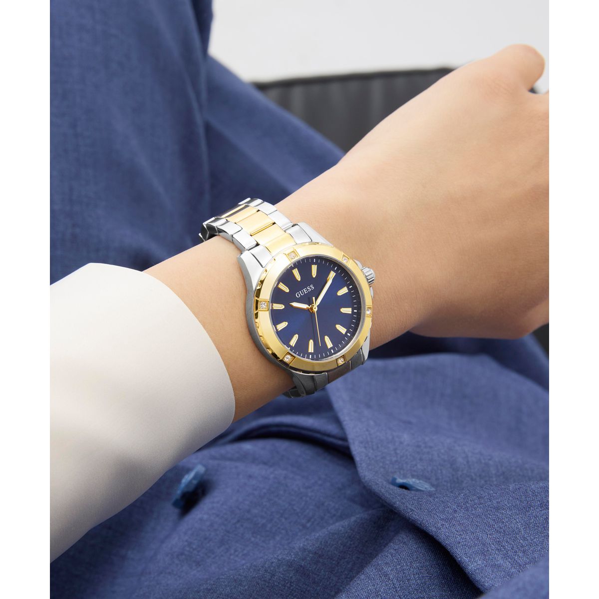 GUESS Ladies WATCH GW0948L3