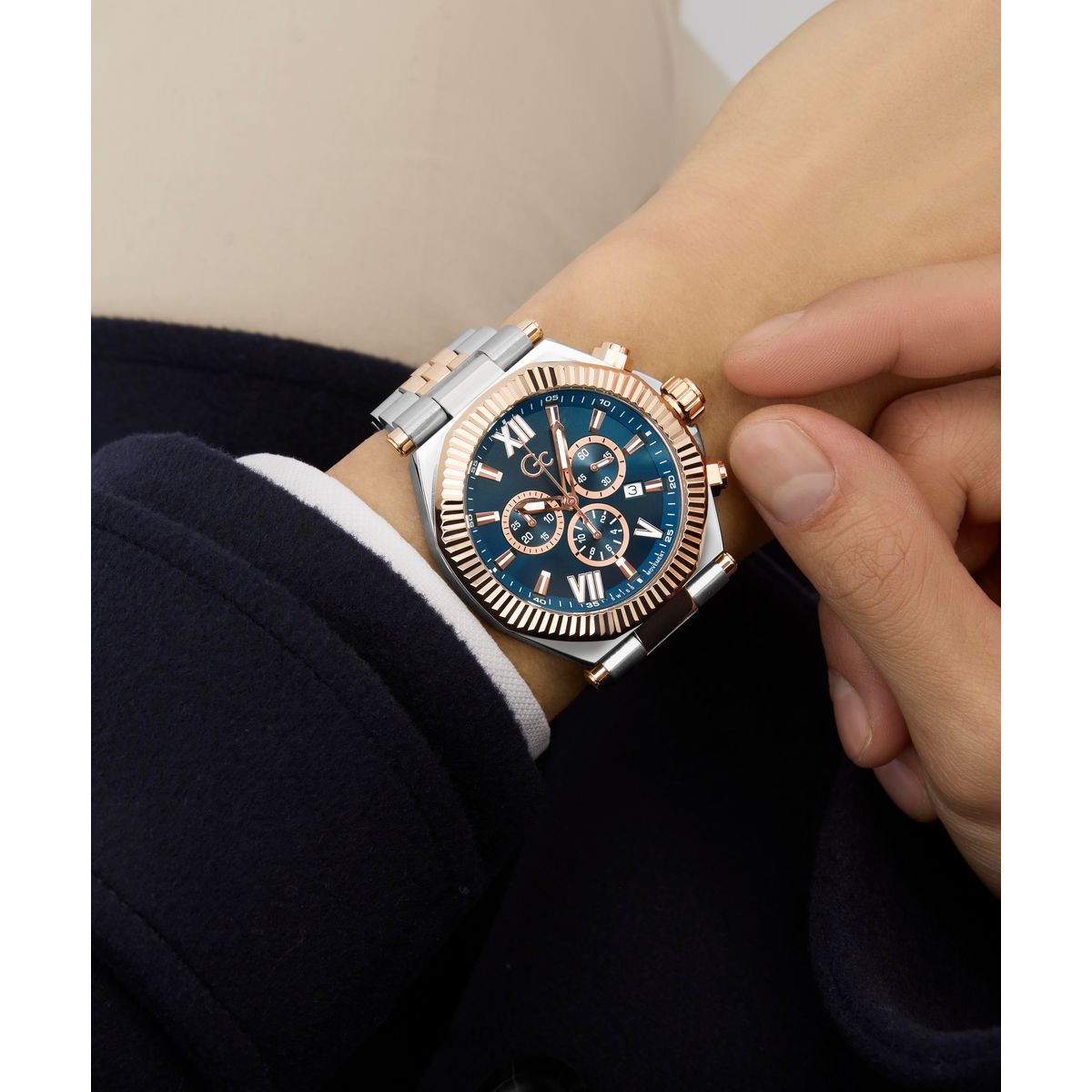 Gc Atlas Chrono Metal Men Watch Silver & Rose Gold Stainless Steel Bracelet Z66002G7